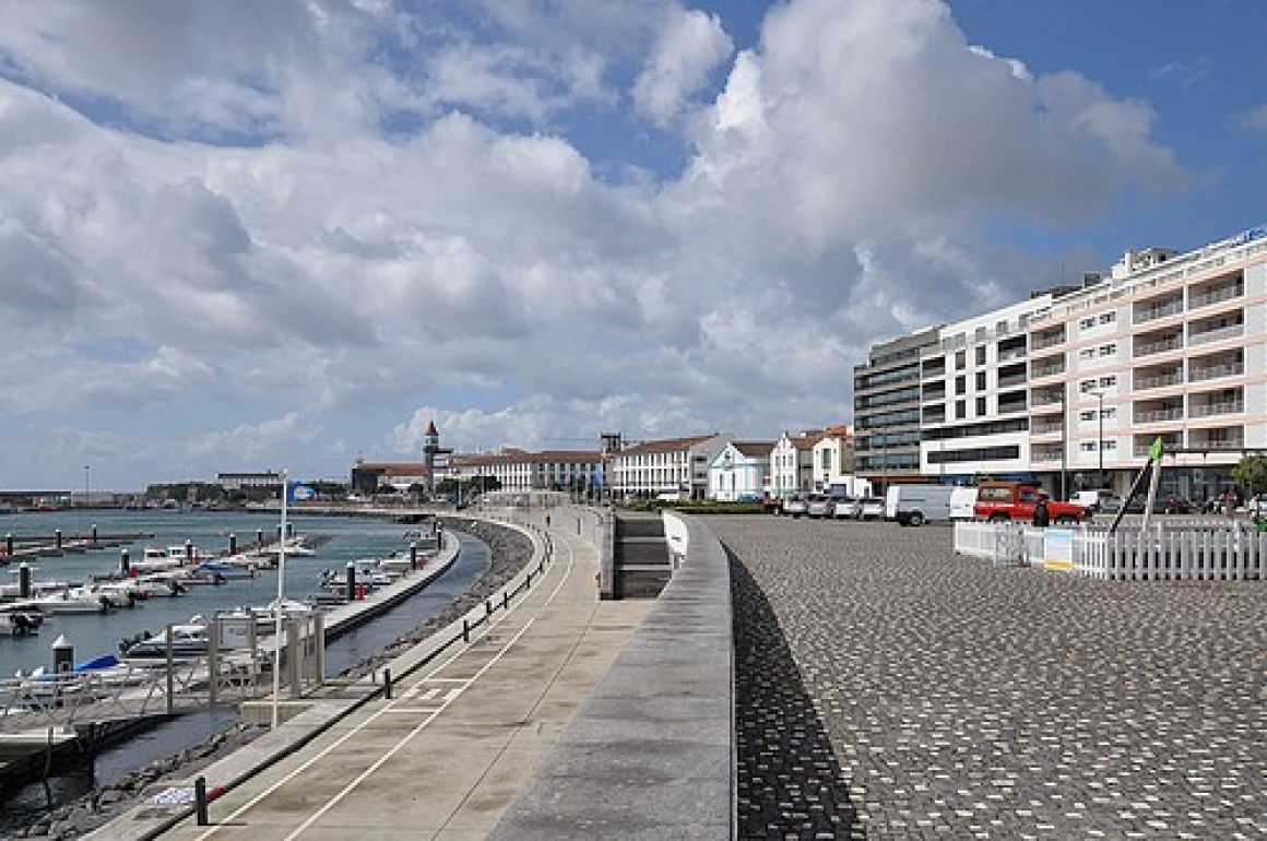 'Ponta Delgada, Sao Miguel, the Azores' - Azoren